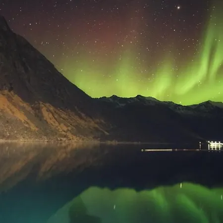 Leilighet Hus Retro Gryllefjord